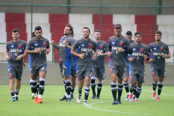 Jogadores durante pré-temporada do Vasco