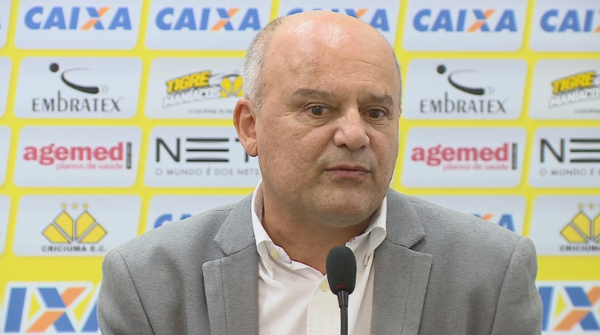 Newton Drummond está no Criciúma desde 2017