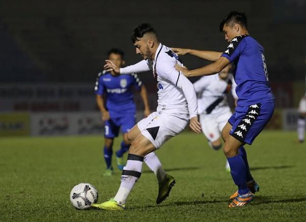 Nathan contra o Becamex Binh Duong