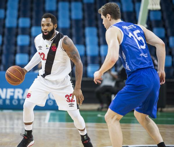 David Jackson deve ser titular mais uma vez na equipe vascaína