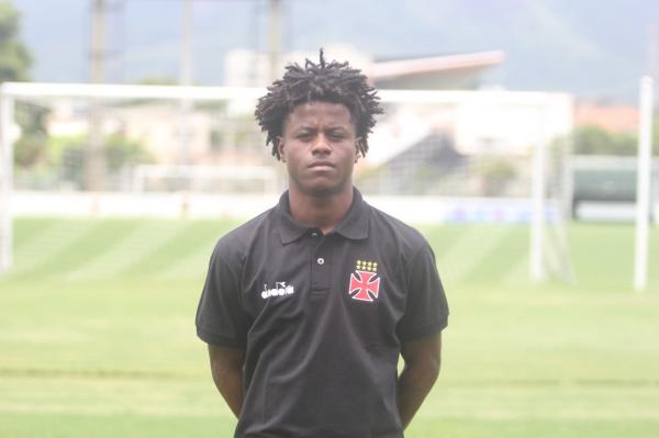 Lucas Santos brilhou na campanha do Vasco na Copinha