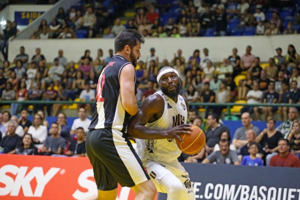 Tyrone também teve papel de destaque na partida