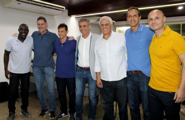 Campello, Dinamite, Vasco