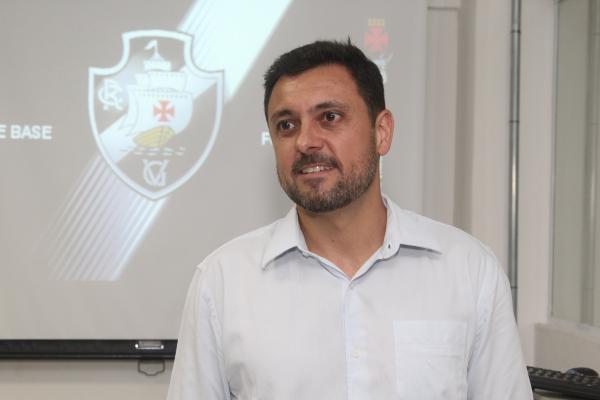 O vice-presidente Fabrício Araújo falou aos presentes