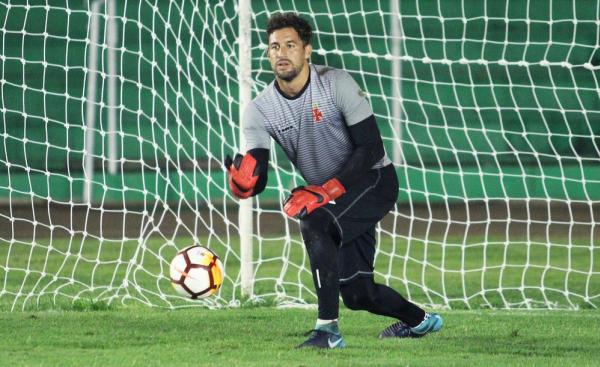 Martín Silva durante treino do Vasco no Ramón Tahuichi Aguilera