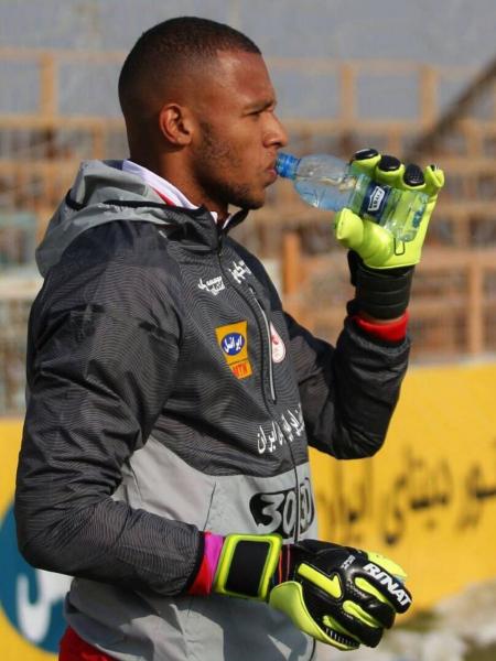 Jordi é titular no Irã