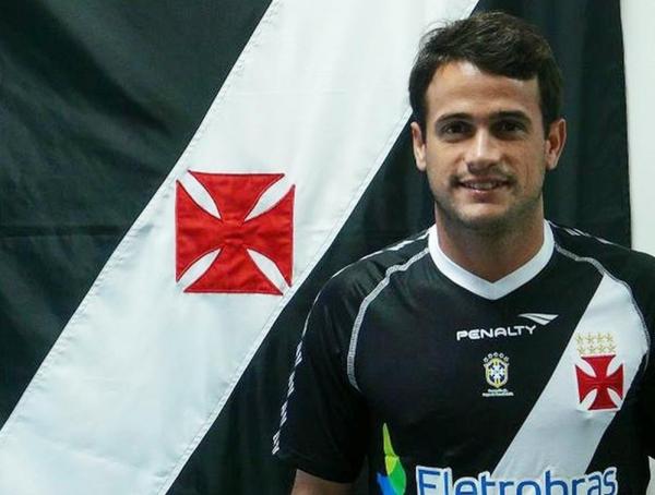 Pipico teve uma passagem sem brilho pelo Vasco em 2012