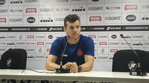 Wagner durante entrevista em São Januário