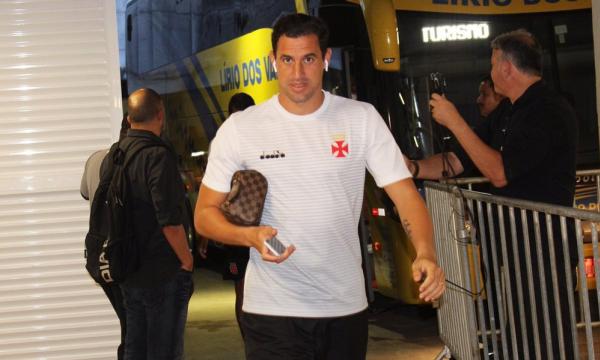 Martín Silva aguarda negociação para pagamento de dívida do Vasco com ele