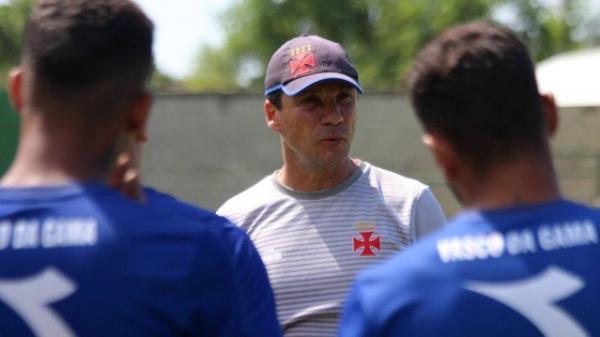 Zé Ricardo pediu a contratação de mais um zagueiro: Bruno Silva, da Ferroviária Foto: Carlos Gregório Júnior