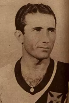 Lelé fez história com a camisa do Vasco