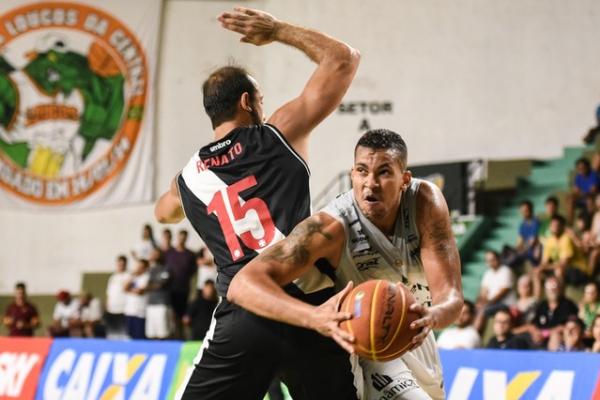 Bauru x Vasco Hettsheimeir Renato