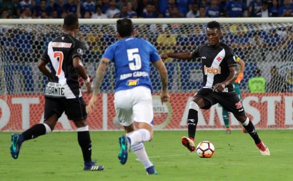 Paulão durante a partida contra o Cruzeiro