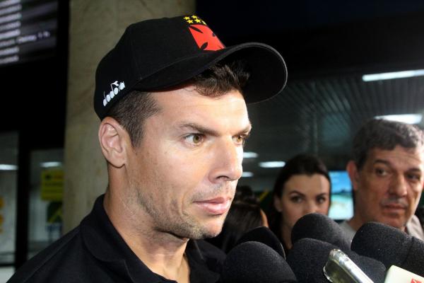 Wagner també conversou com a imprensa no aeroporto