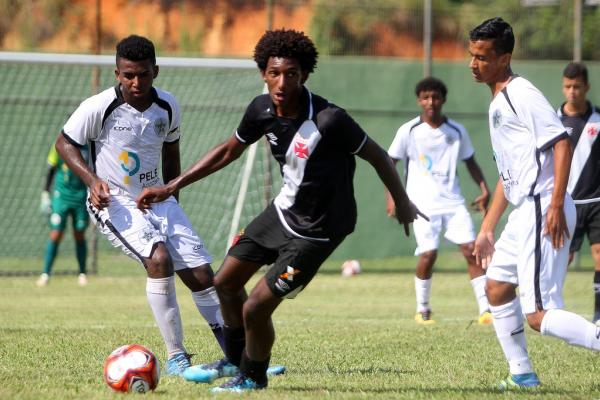 Talles é uma das apostas da equipe juvenil