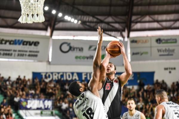 Renato fez mais uma excelente partida pelo Vasco