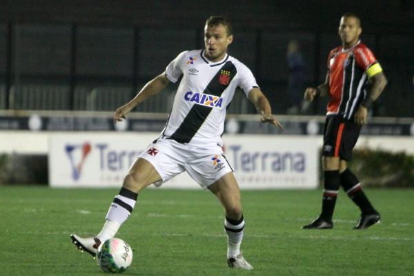 Marcelo Mattos em ação pelo Vasco antes da lesão