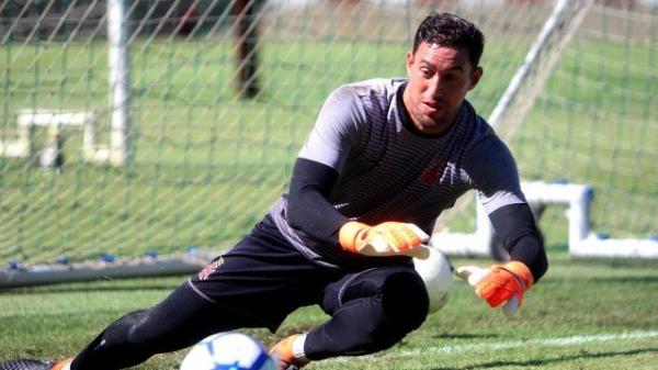 Martín Silva em treino do Vasco