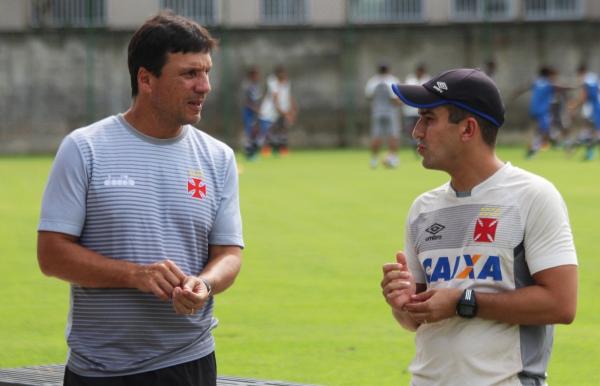 Zé Ricardo em conversa com Celso Martins