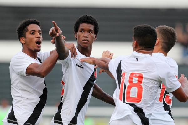 Alan marcou de falta para o Gigante