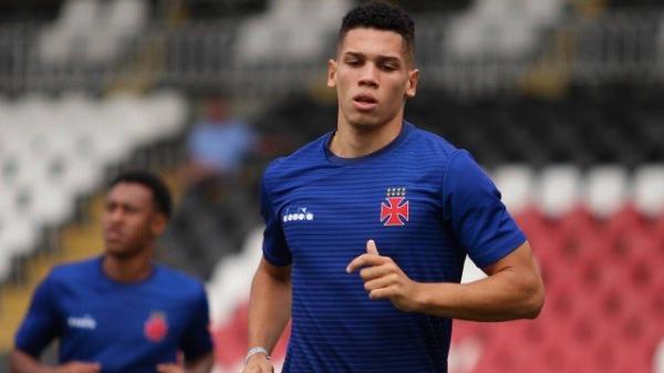 Paulinho foi vendido para o Bayer Leverkusen