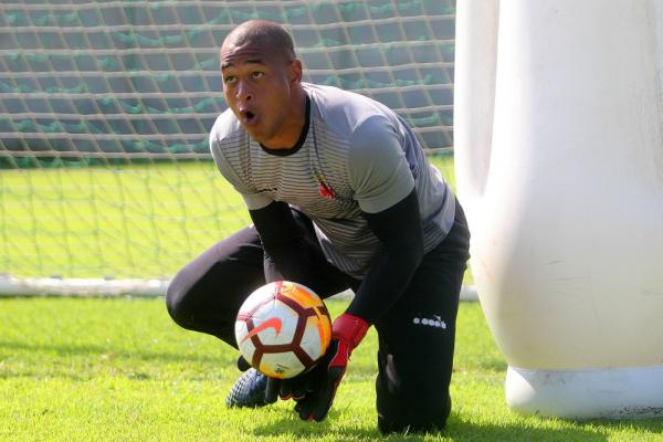 Lucão é uma das promessas do Vasco para o gol