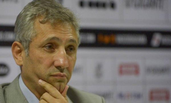 Alexandre Campello está na mira de Roberto Monteiro, presidente do Conselho Deliberativo