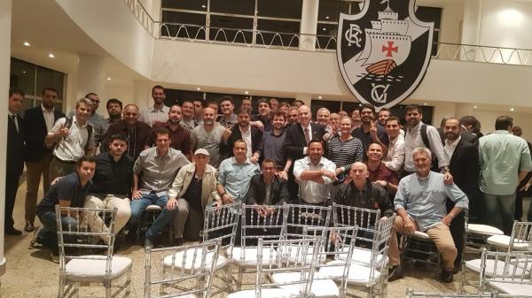 Reunião do Conselho Deliberativo do Vasco na noite de segunda-feira
