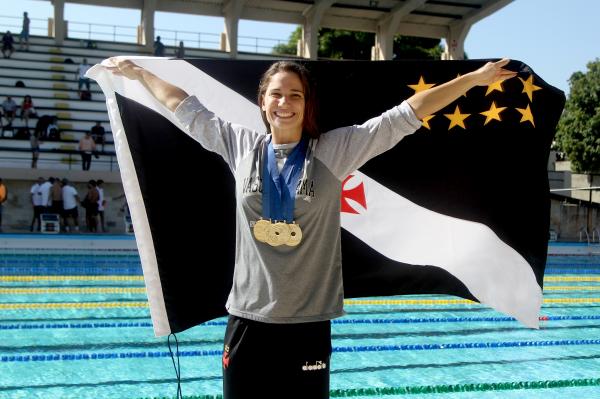 Thamy mais uma vez brilhou pelo Vasco e dessa vez em casa