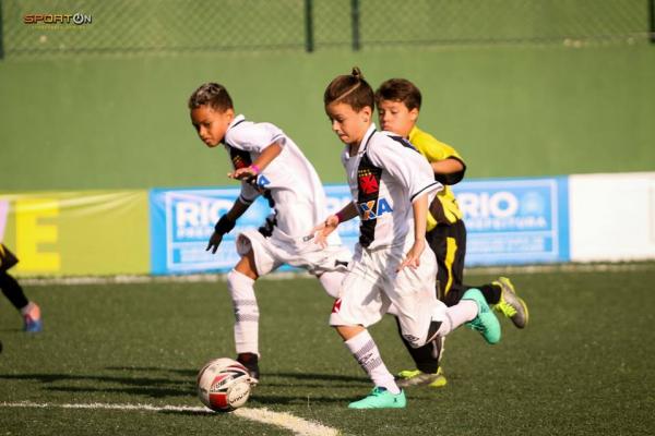 Vasco 3 x 1 Volta Redonda - Sub-08