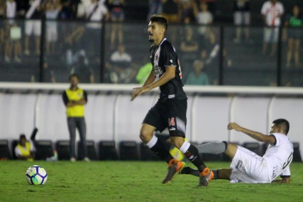 Ricardo em ação diante do Botafogo na Colina
