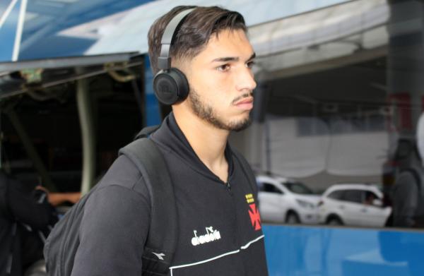 Andrey durante o desembarque em Belo Horizonte