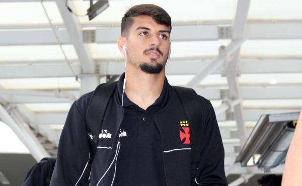 Ricardo Graça é uma das opções de Valdir Bigode