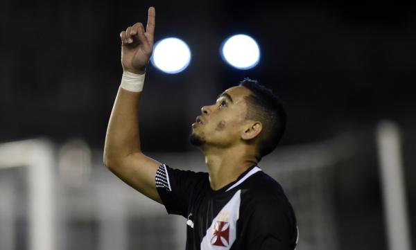 Pikachu é o mito da rodada ao fazer dois gols contra o Sport