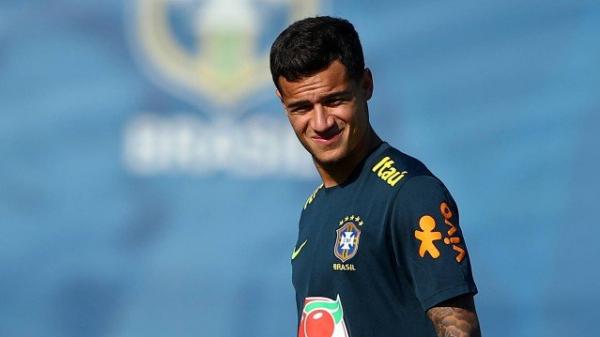 Coutinho em treino da seleção brasileira