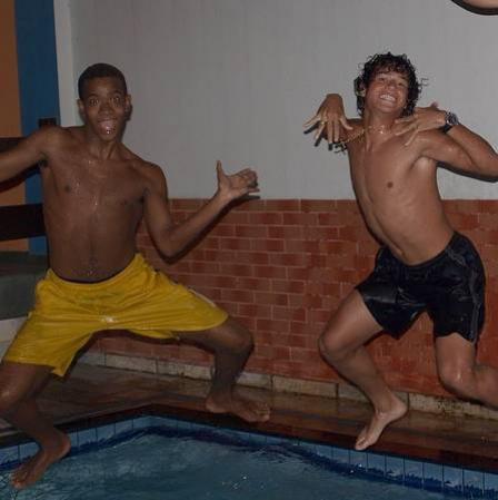 Igor Guedes e Philippe Coutinho passaram a infância e adolescência no mesmo condomínio