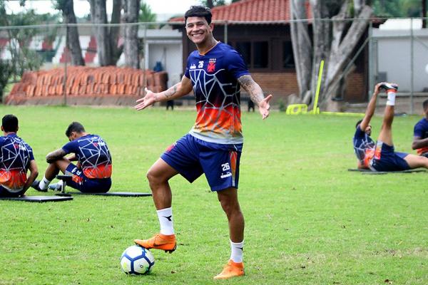 Giovanni Augusto, meia do Vasco