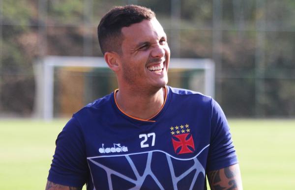 Ramon durante treino do Vasco em Pinheiral