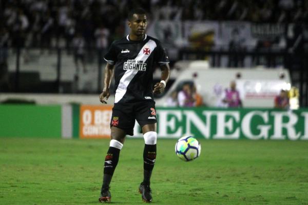 Erazo está perto de deixar o Vasco