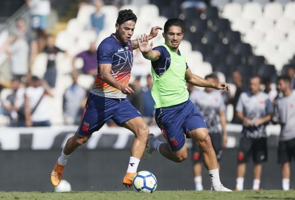 Giovanni Augusto e Andrey devem ser titulares logo mais