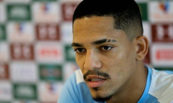 O lateral-direito Gilberto não deve enfrentar o Vasco