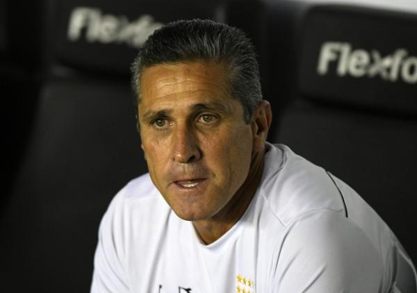 Jorginho na partida contra o Fluminense, em São Januário