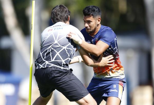 Andrés Ríos fez uma atividade leve no gramado