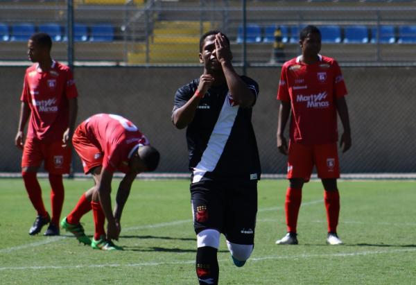 Juninho durante comemoração em homenagem ao irmão Matheus