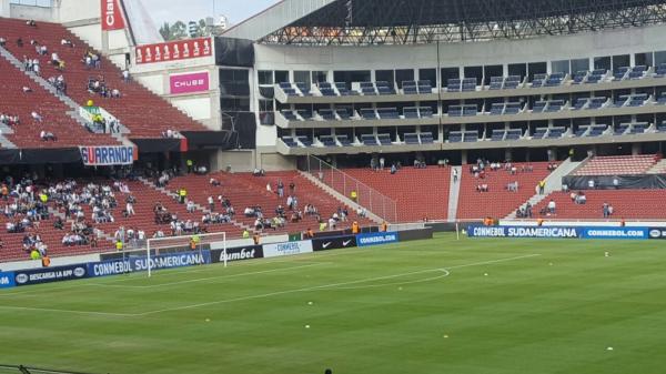 Estádio Casa Blanca, casa da LDU
