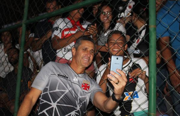 Treinador Jorginho também foi assediado