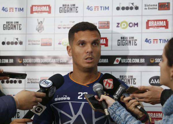 Ramon conversou com os jornalistas no CT das Vargens