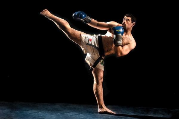 Phill Jonathan buscará um bom resultado no Chile