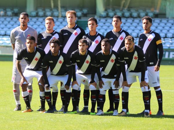 Garotos lutaram muito no Couto Pereira