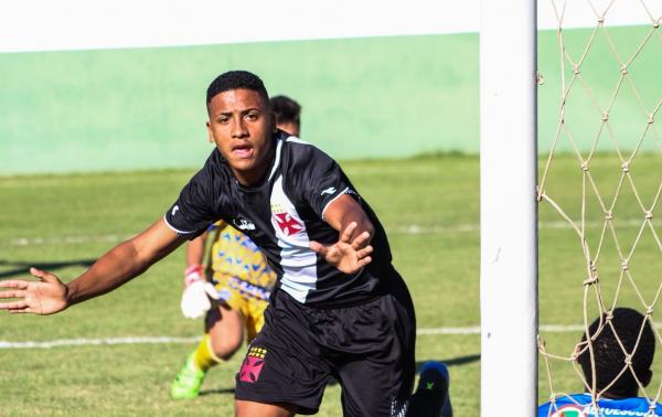 Juan marcou o primeiro do Vasco na partida